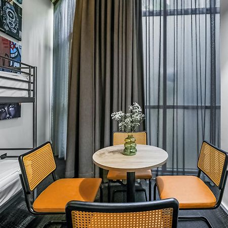 The Urban Newtown Hotel Sydney Exterior photo