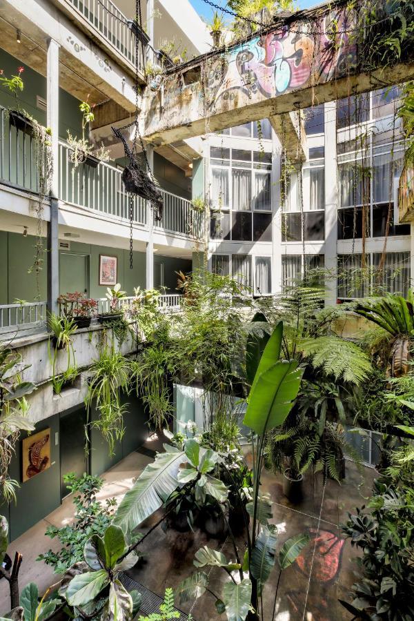 The Urban Newtown Hotel Sydney Exterior photo